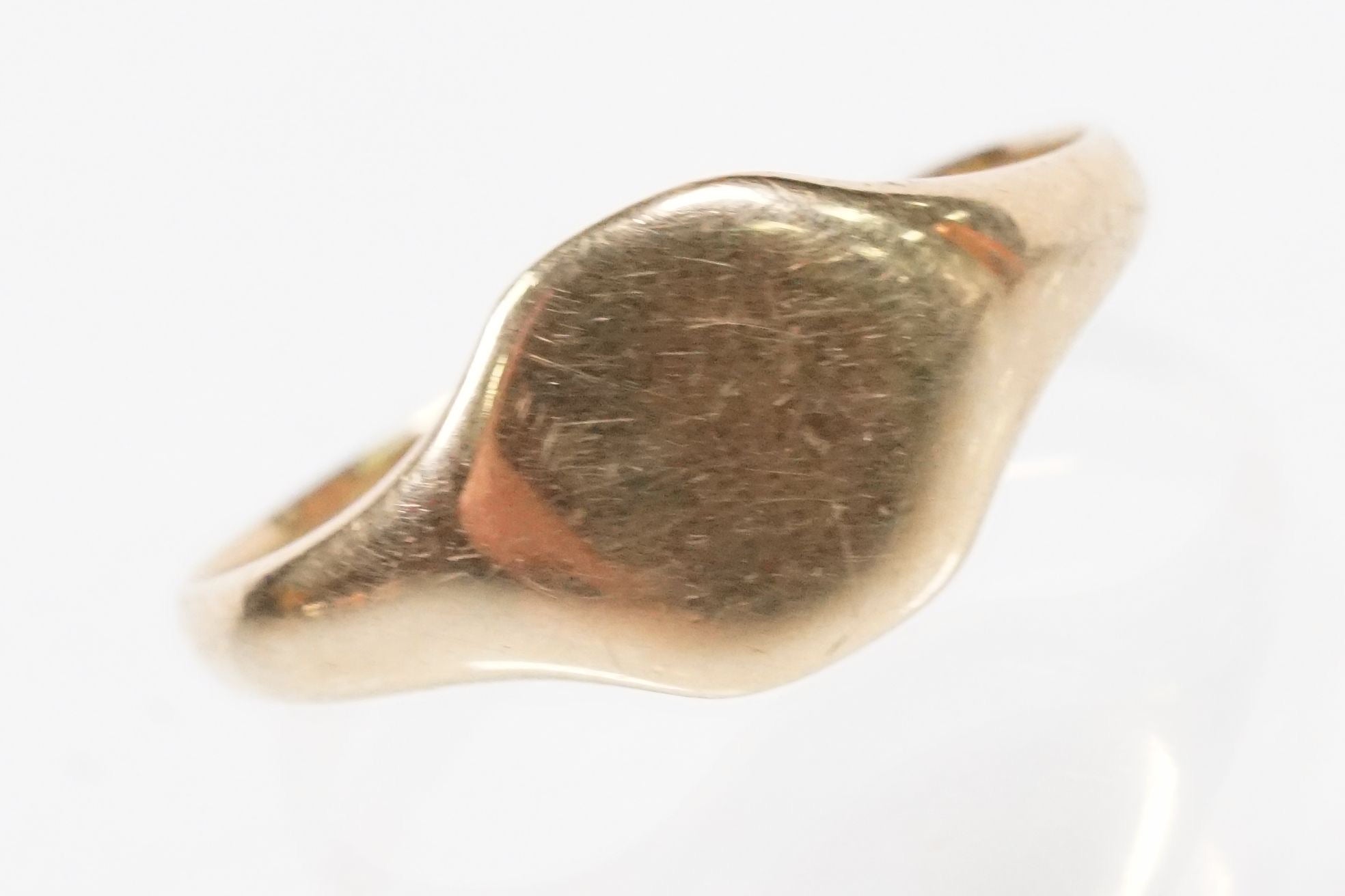 Chester Signet Ring