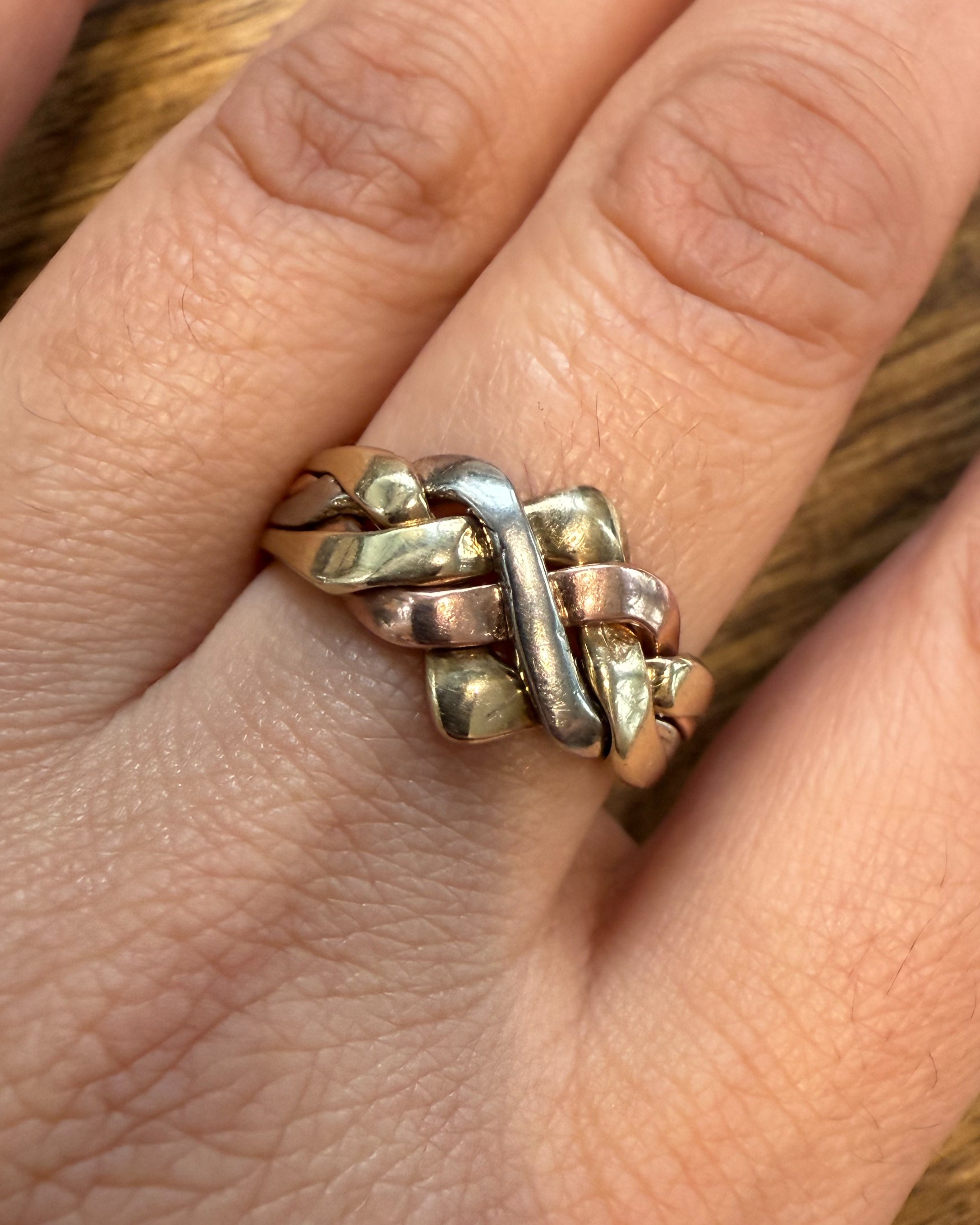 Tri-colour Puzzle Ring