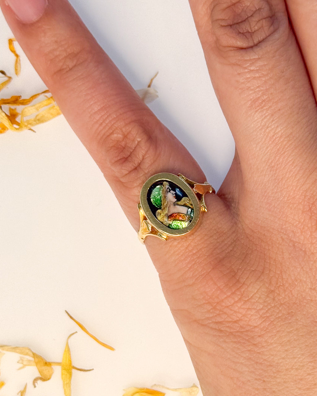 18ct Gold and French Enamel Ring