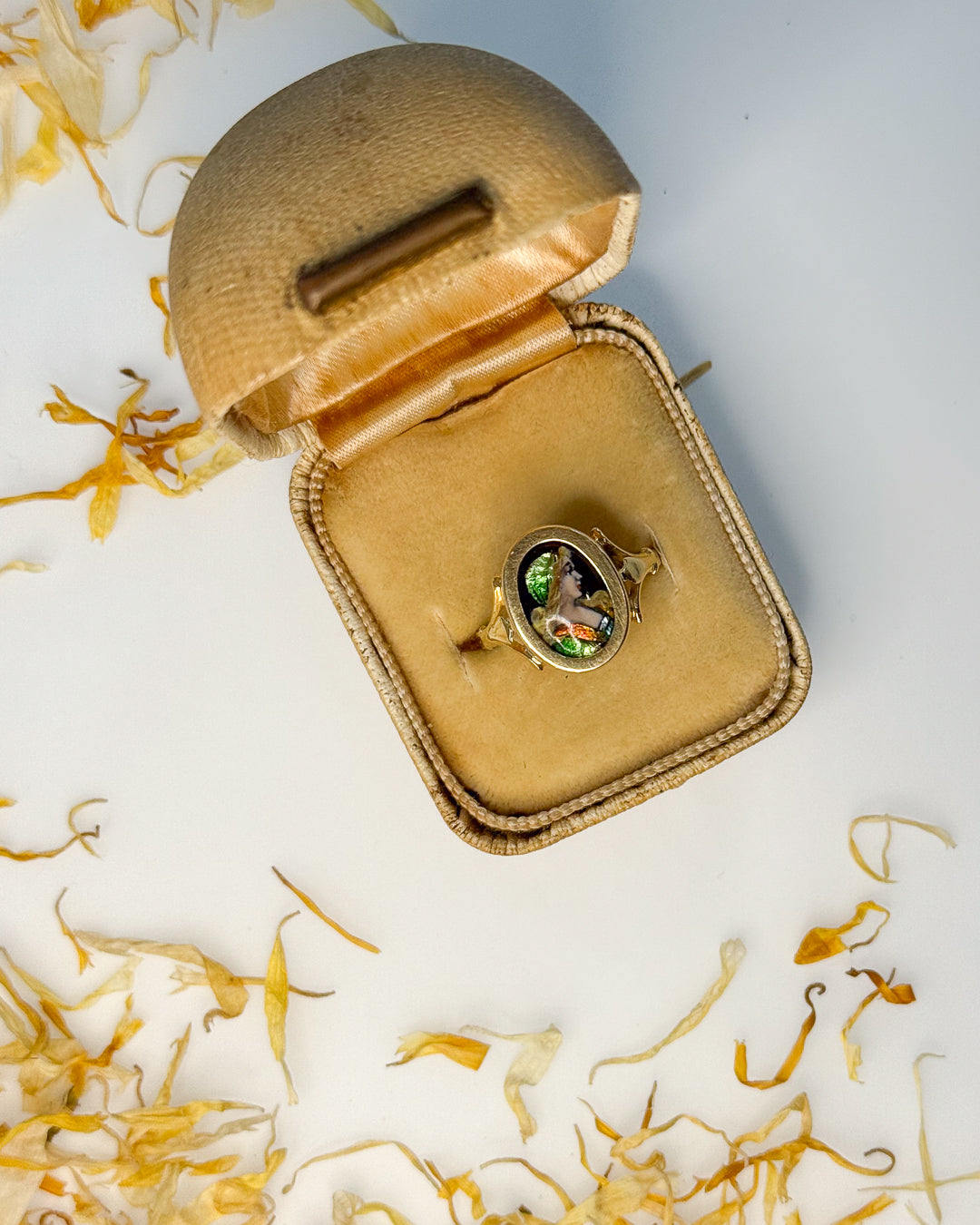 18ct Gold and French Enamel Ring