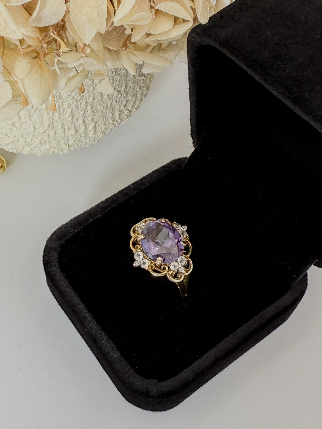 Vintage Colour-Change Ring