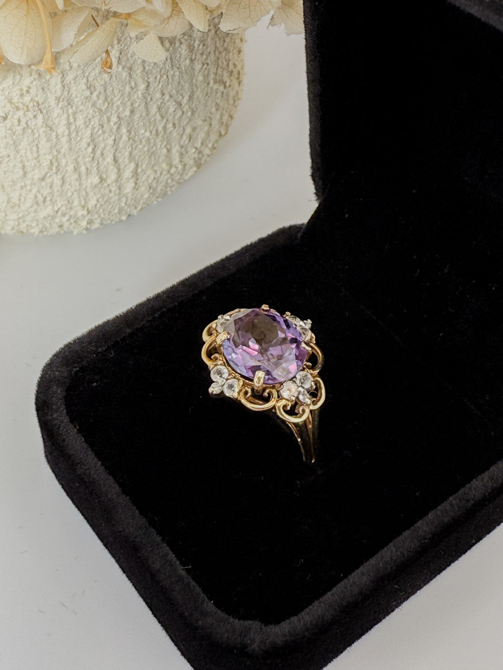 Vintage Colour-Change Ring