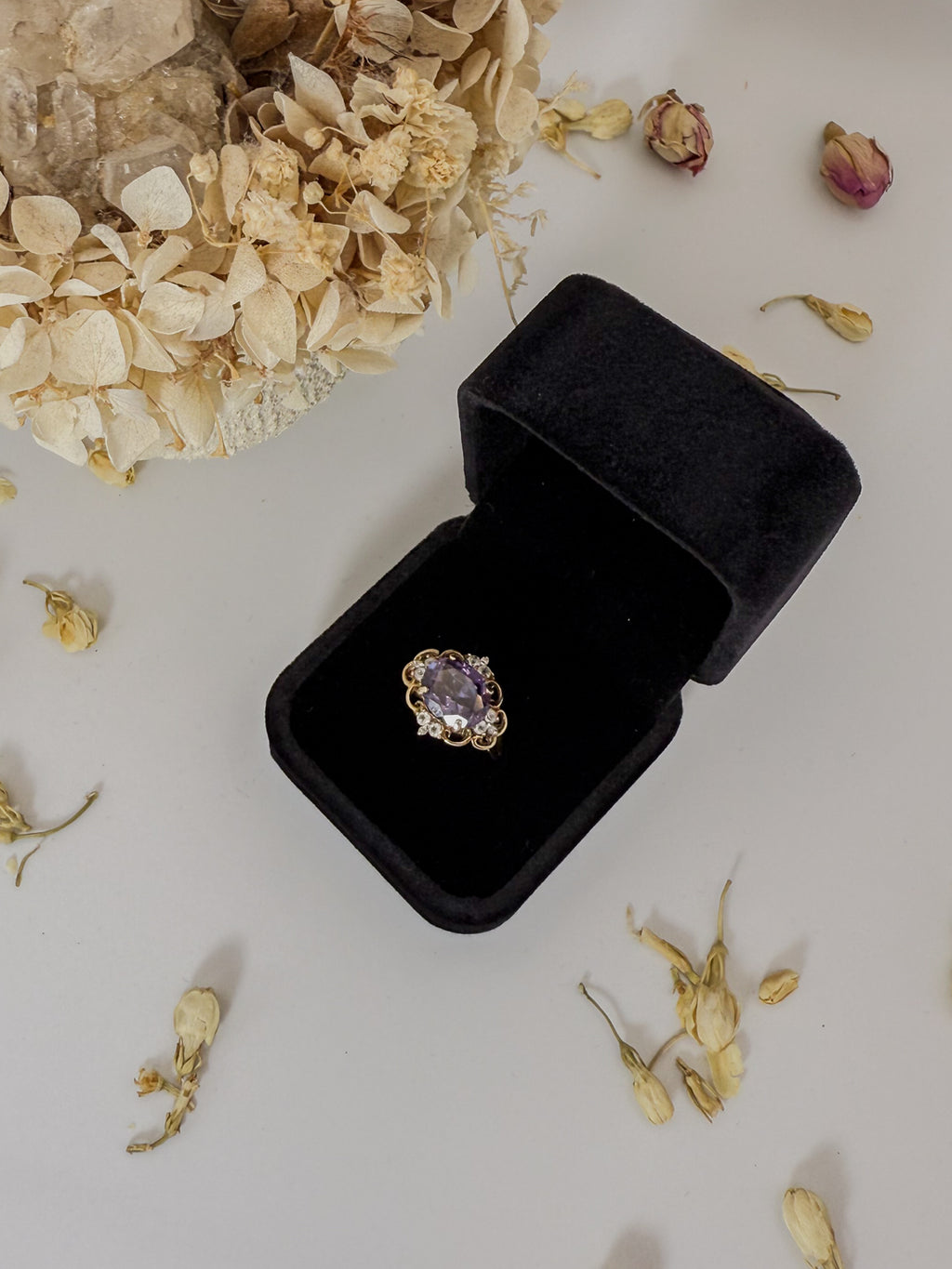 Vintage Colour-Change Ring