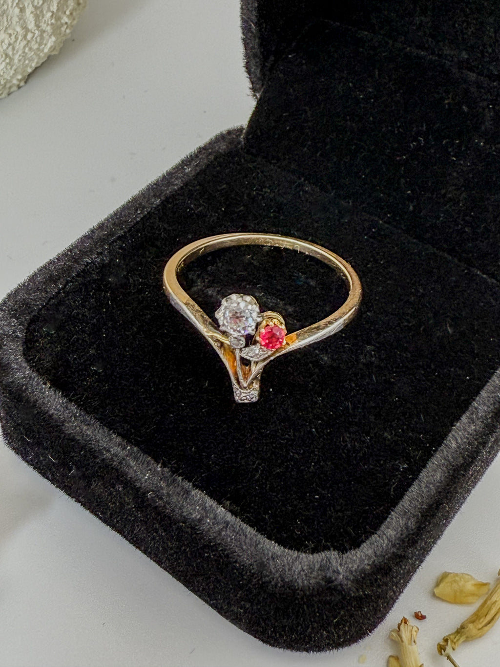 Art Nouveau Diamond Ring