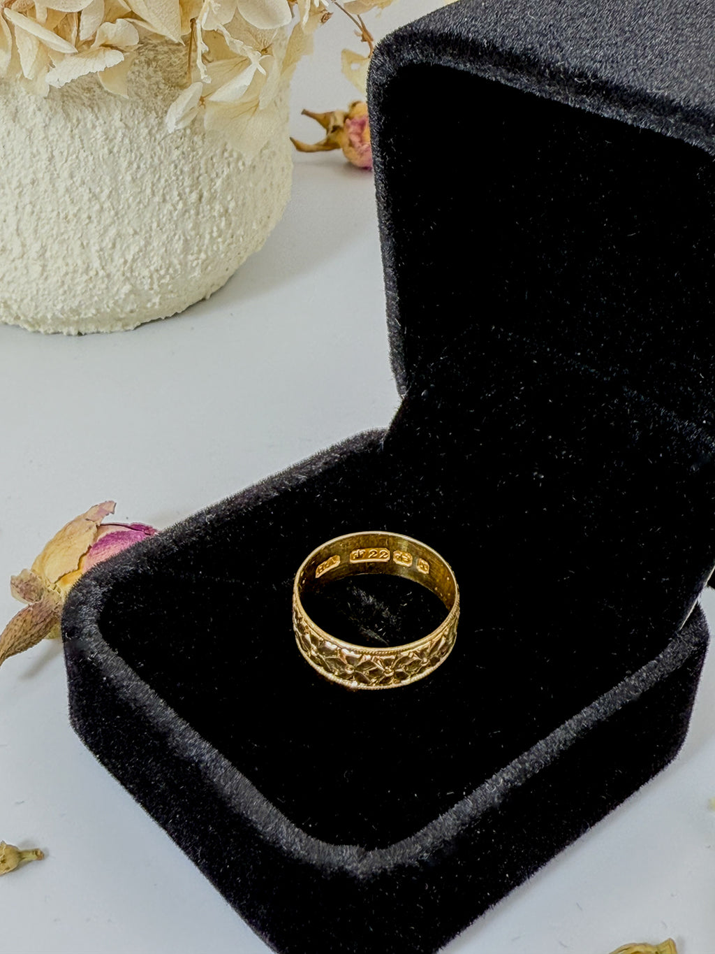 Antique Orange Blossom Gold Band
