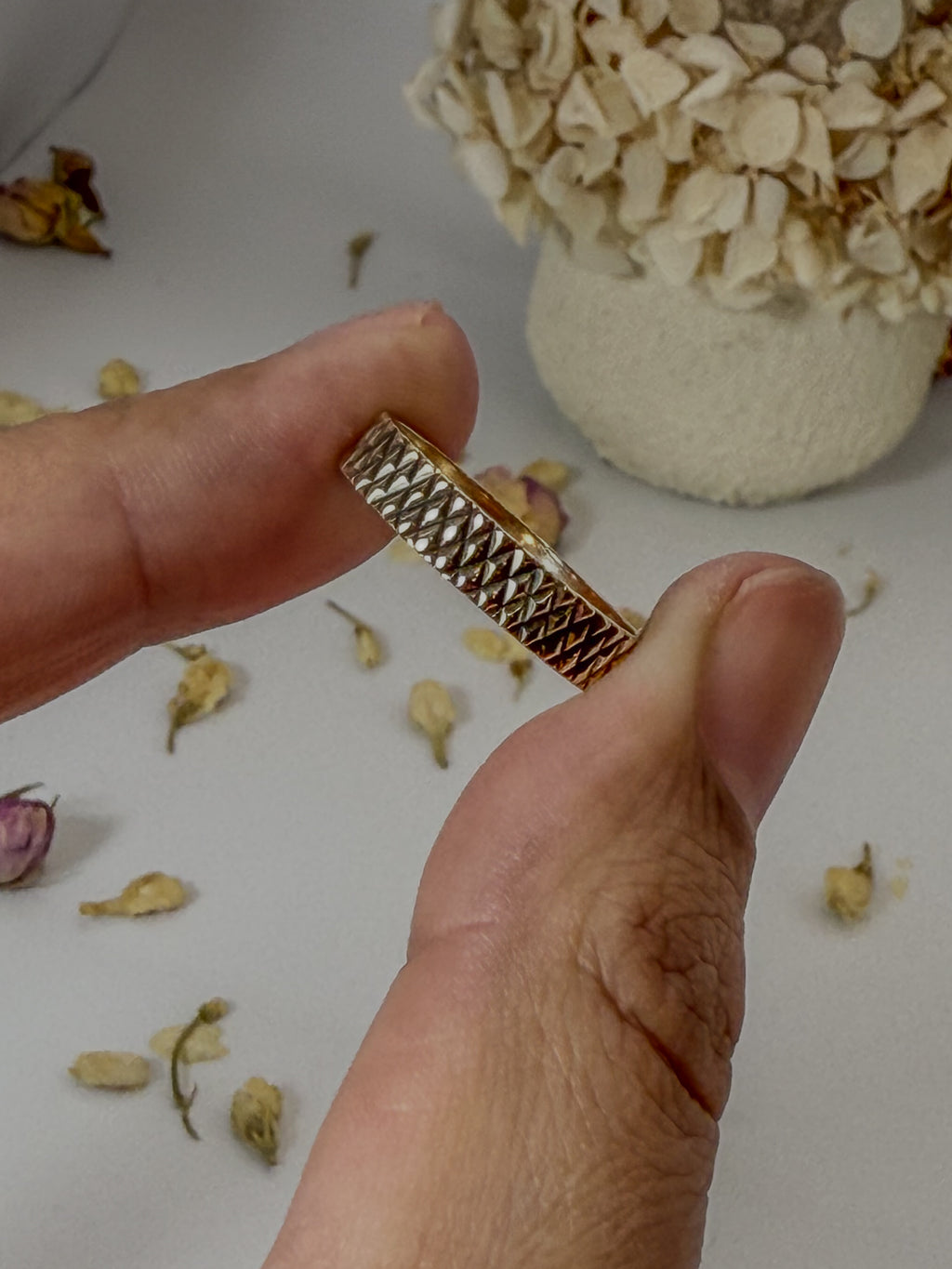 Vintage Crosshatched Ring