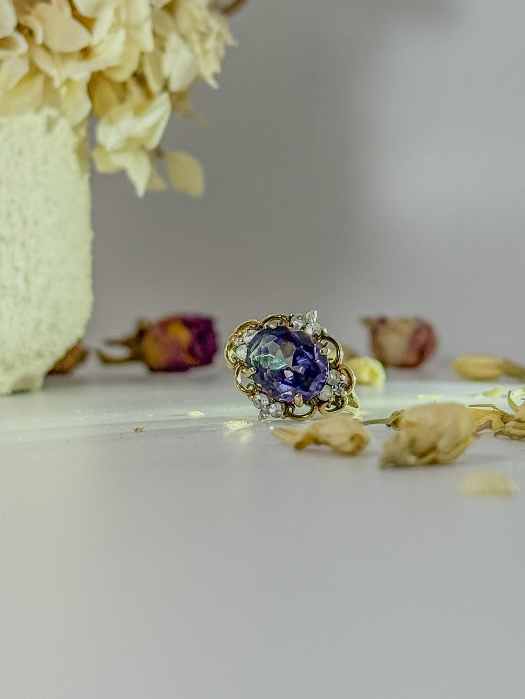 Vintage Colour-Change Ring