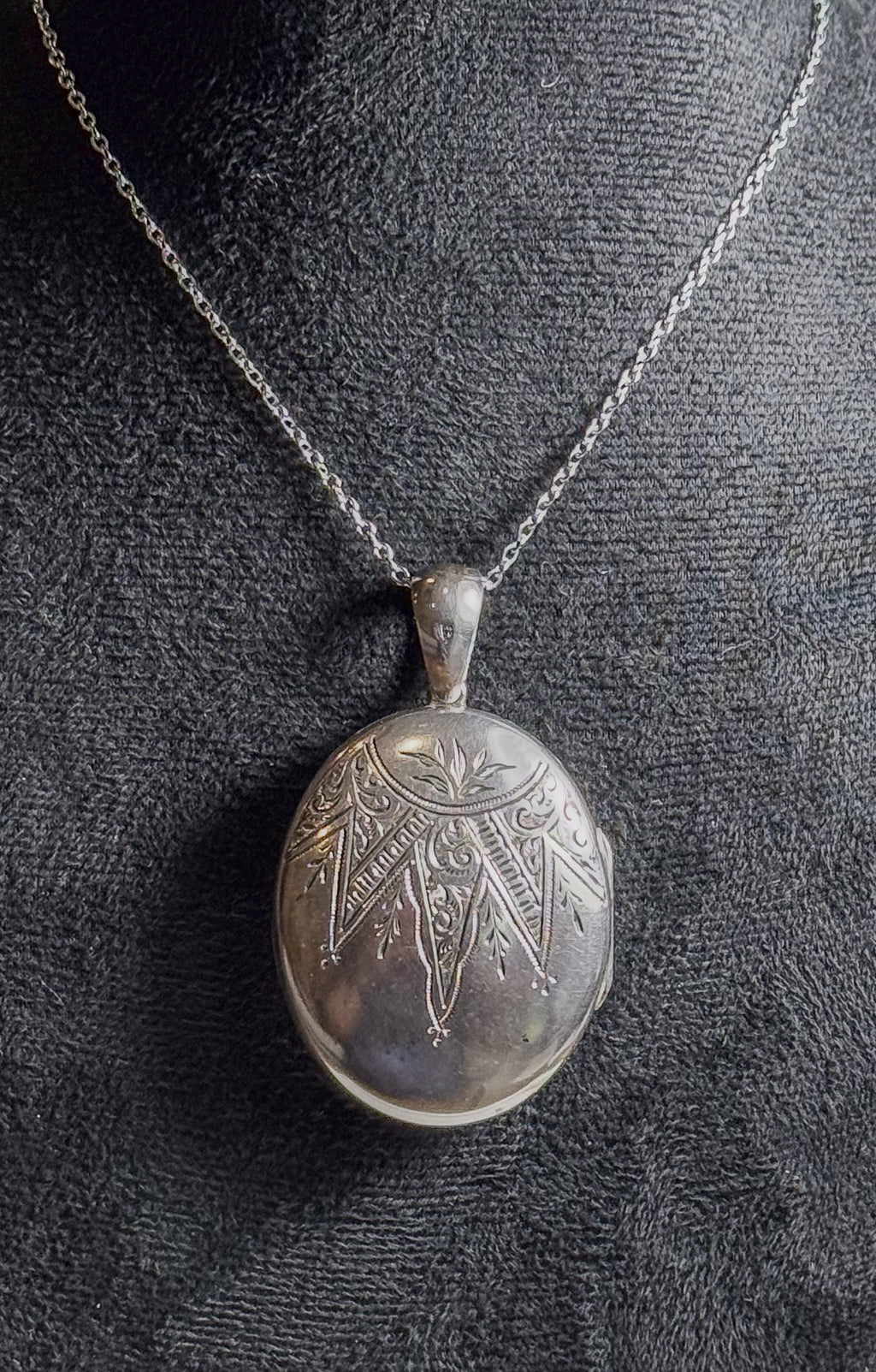 Victorian Antique Silver Locket
