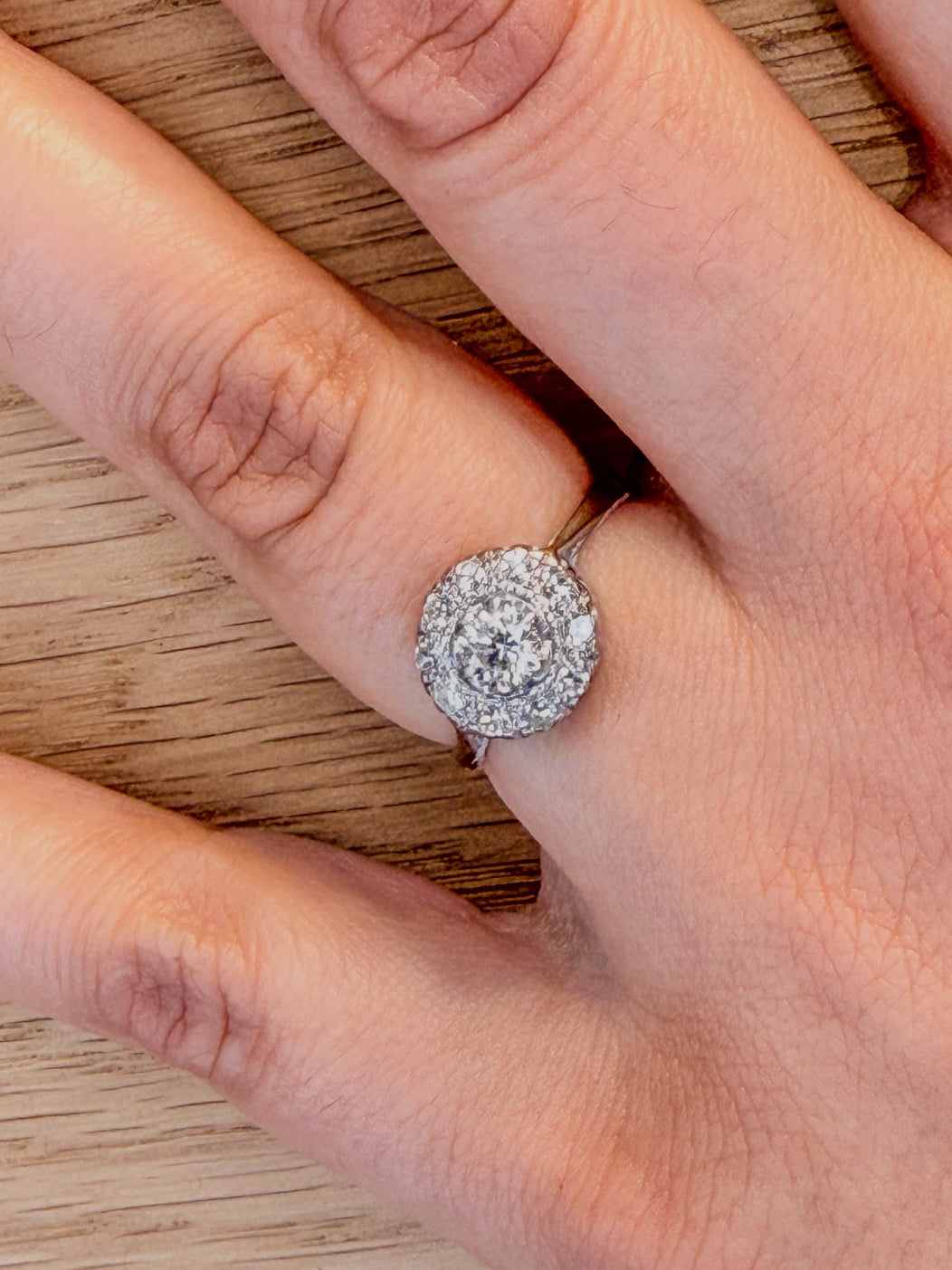 18ct Gold and Diamond Cluster