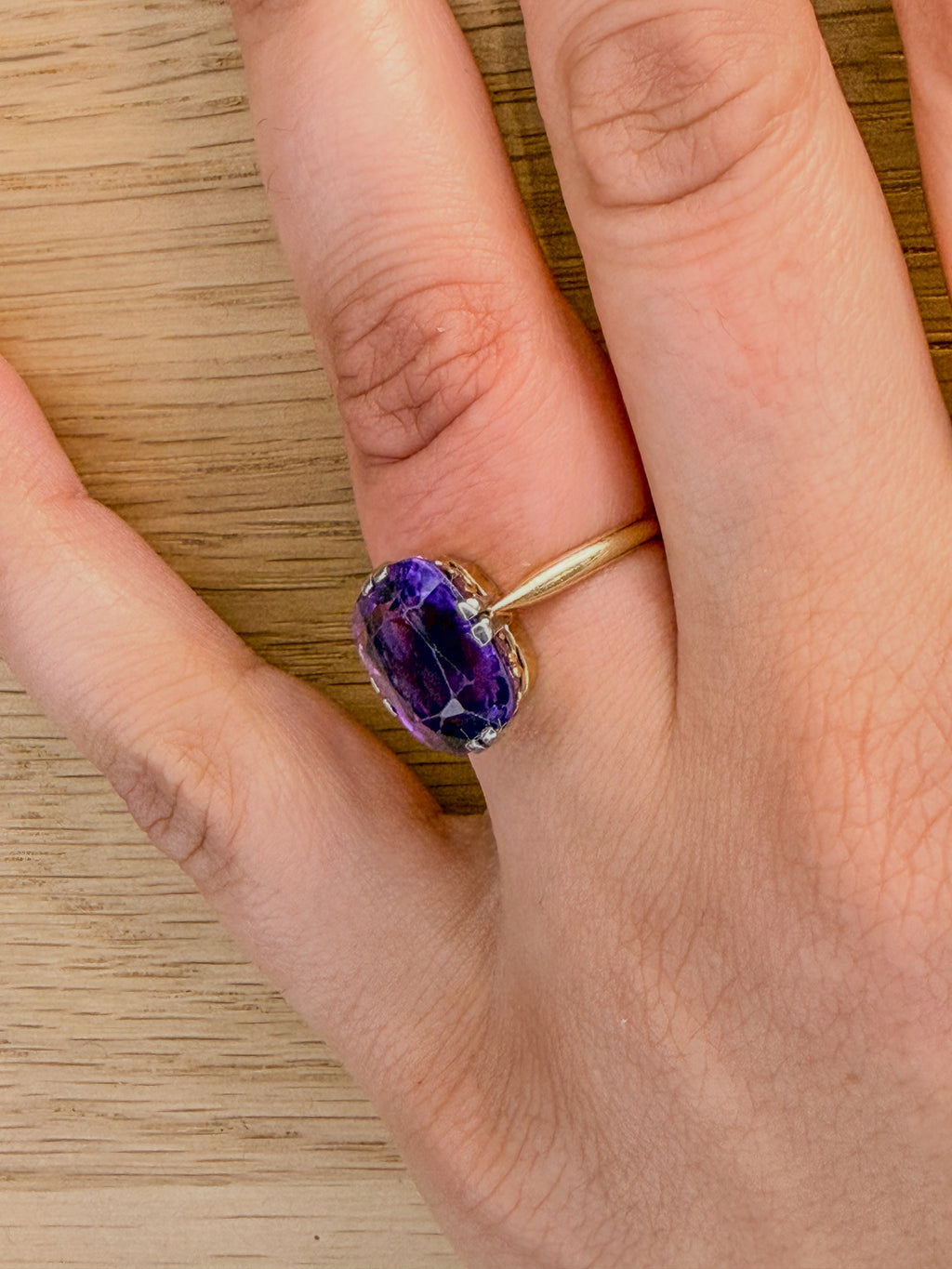 14ct Gold and Amethyst Ring