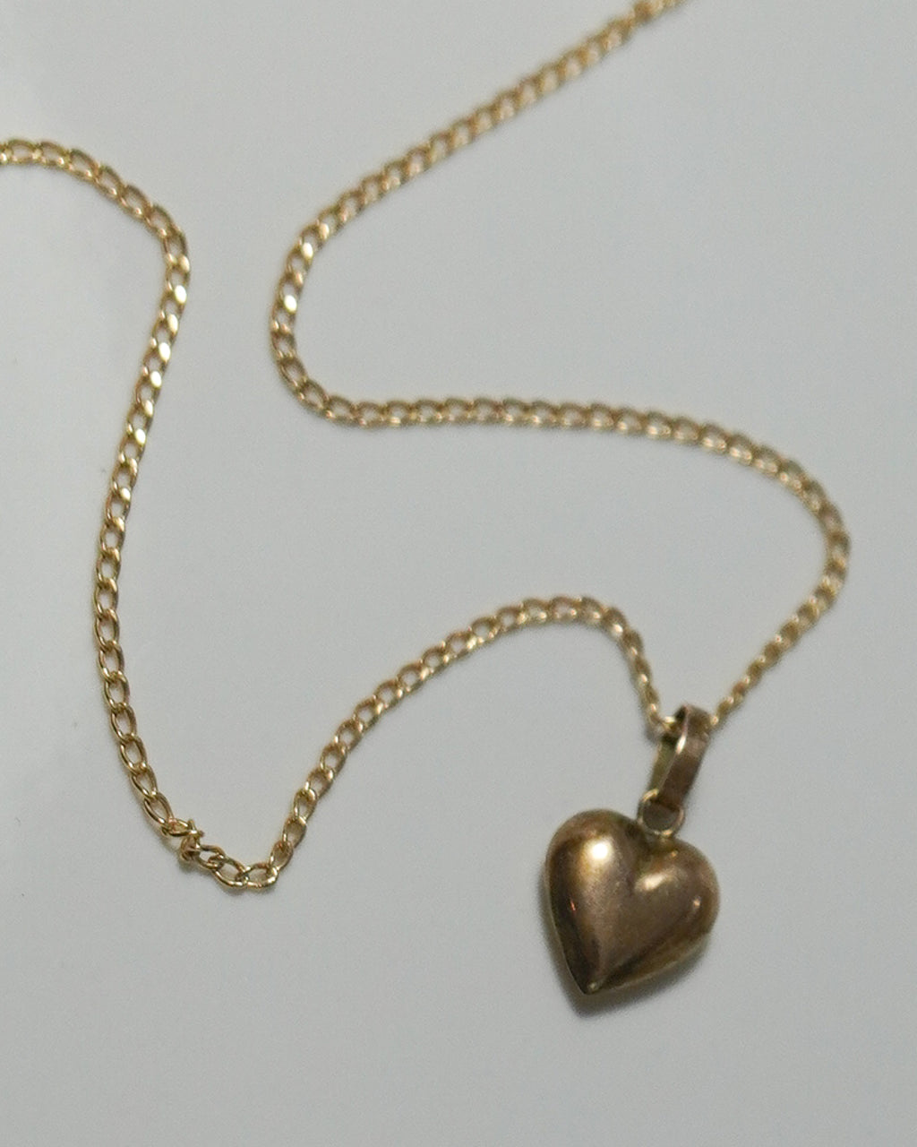 9ct gold necklace with heart pendant