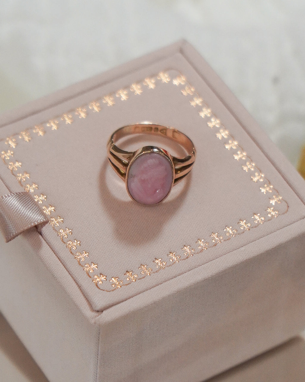 9ct Gold Cameo Ring