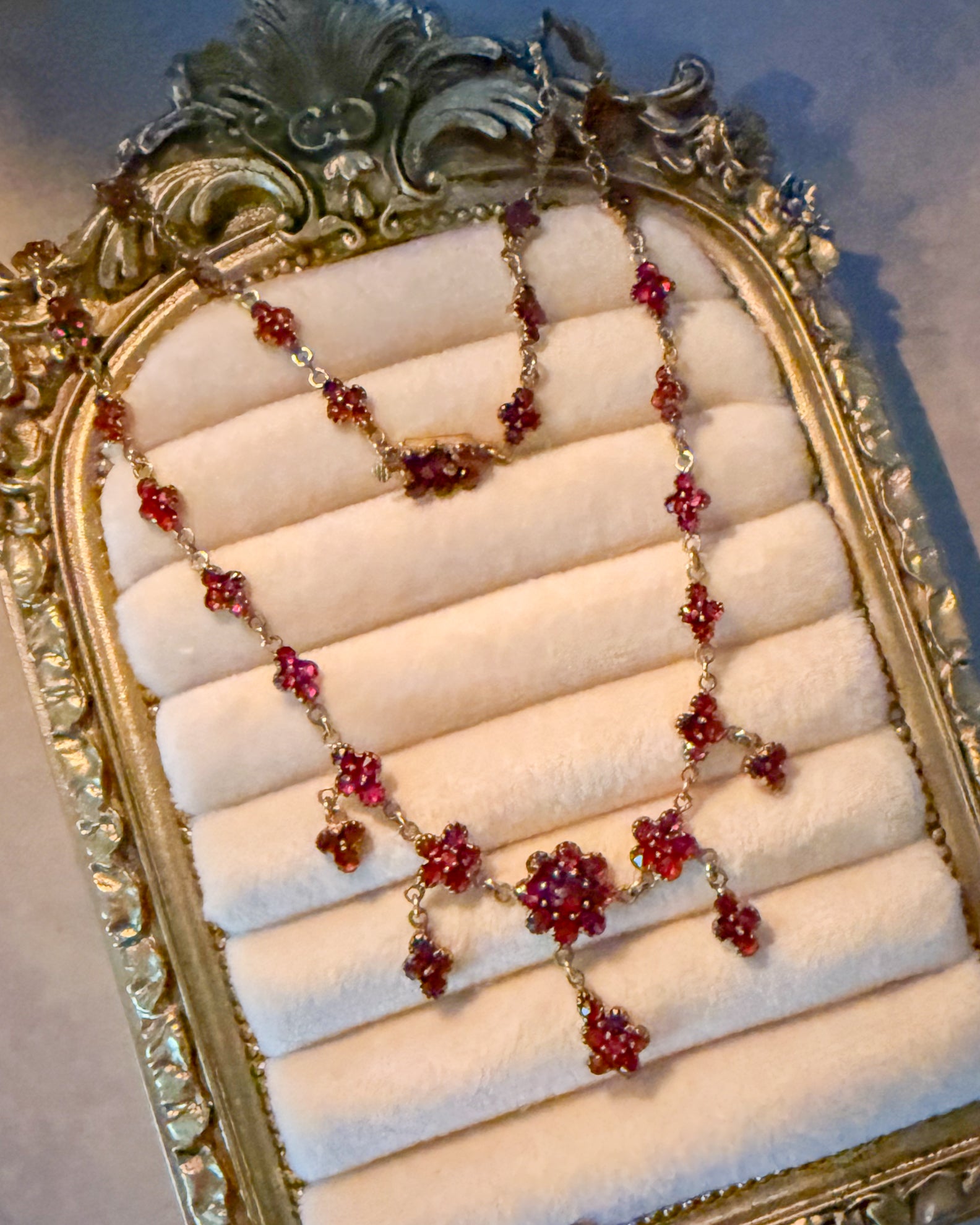 A Victorian Garnet drop necklace