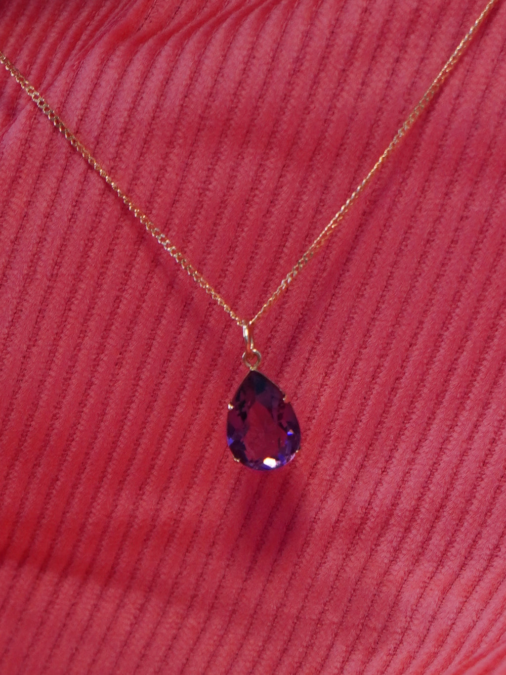 Purple Pendant and chain