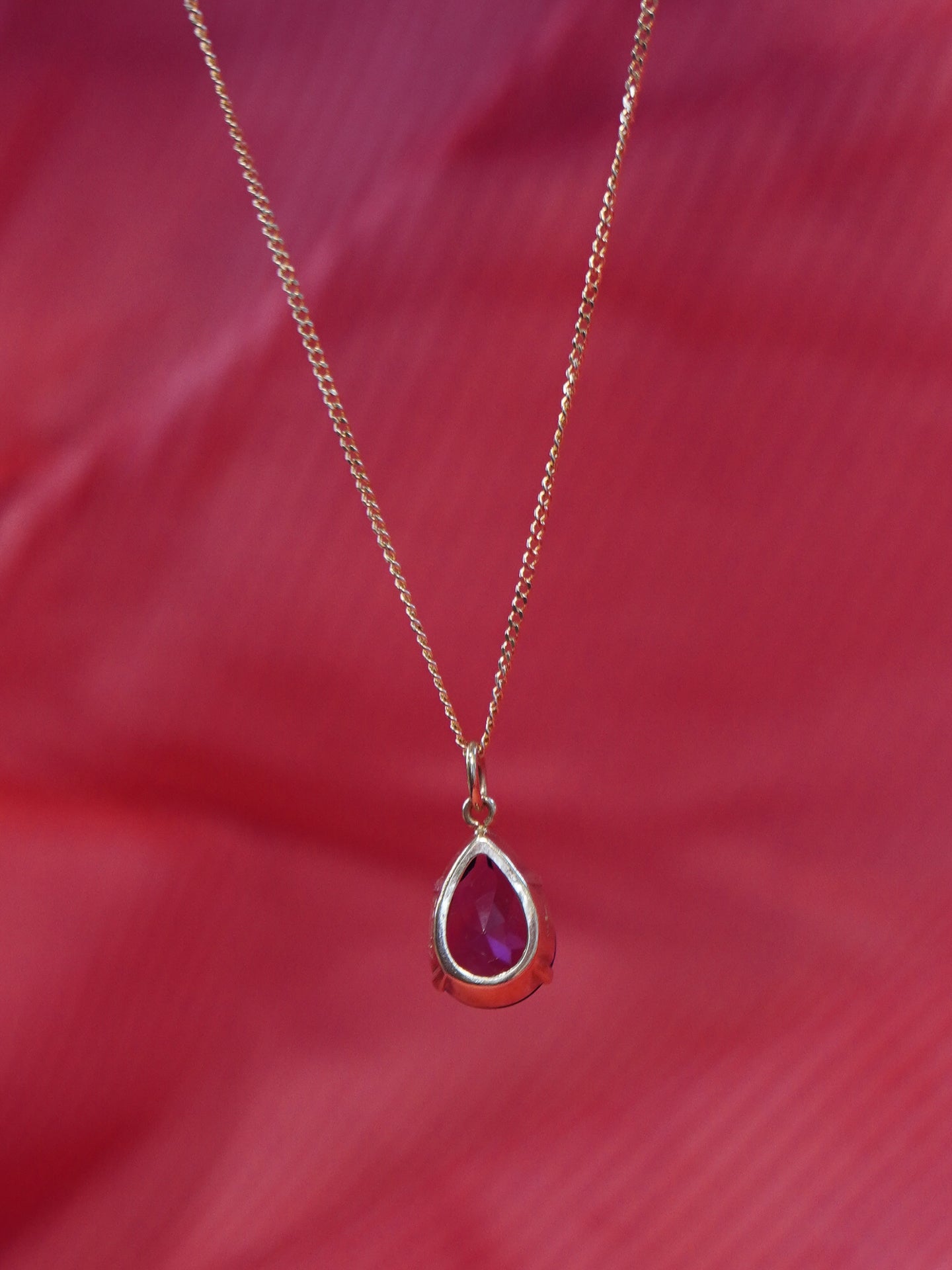 Purple Pendant and chain