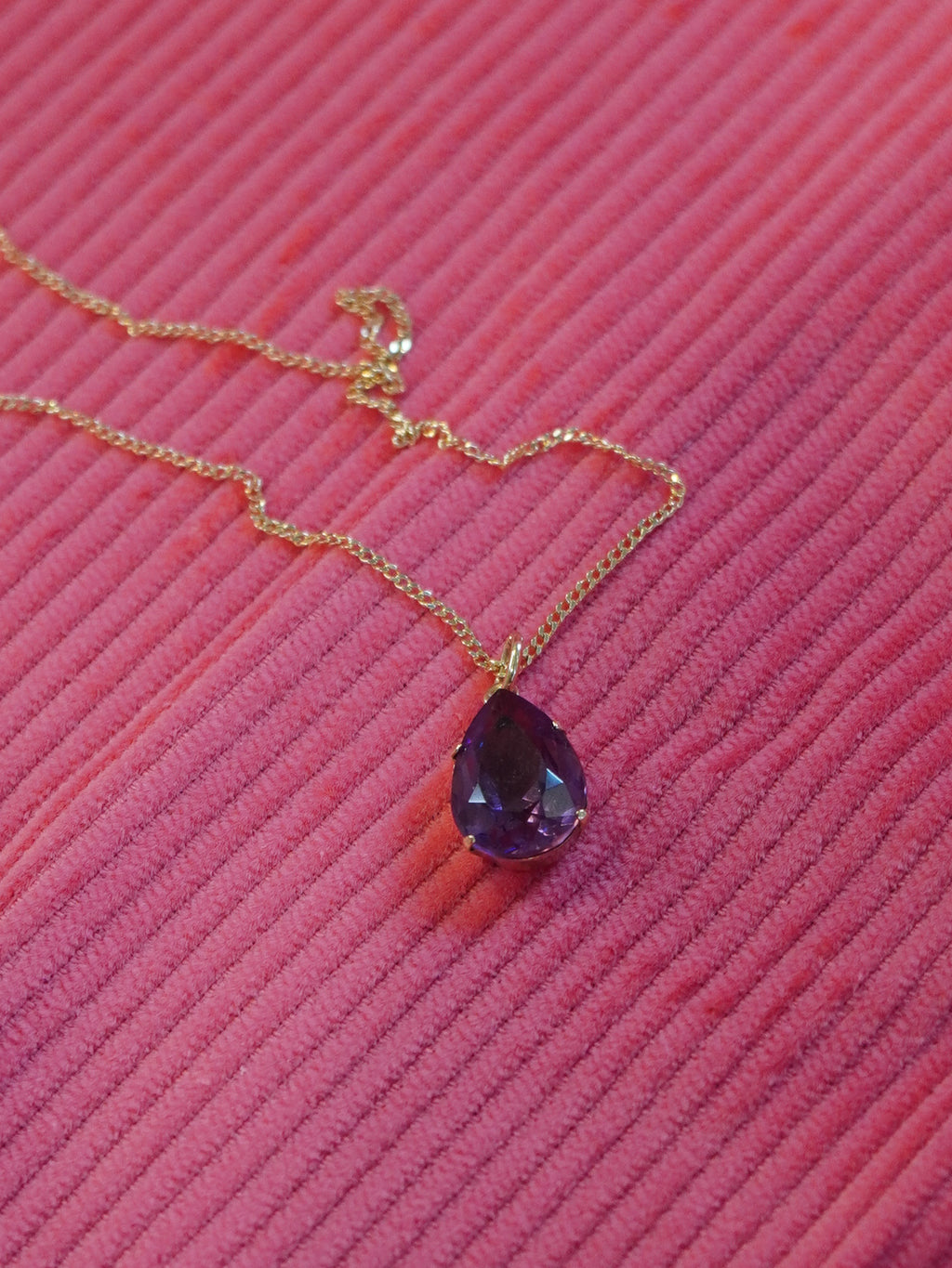 Purple Pendant and chain