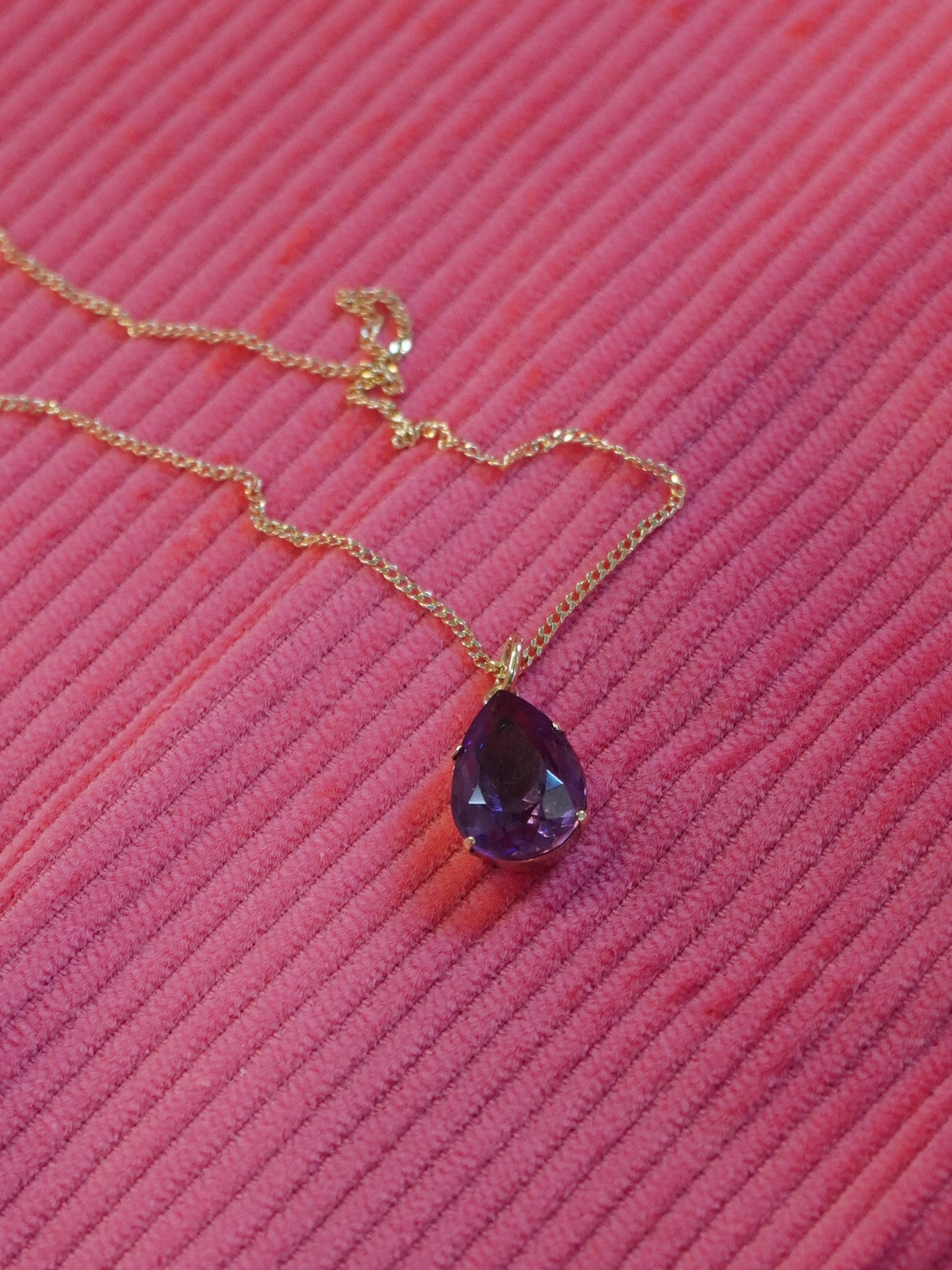 Purple Pendant and chain