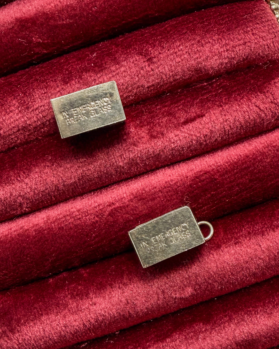 Vintage Mad Money Charm 9CT Gold