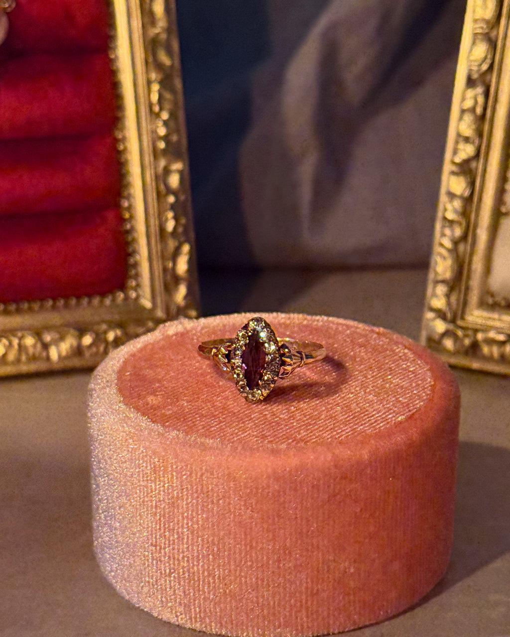 Edwardian Purple and Clear stone Ring