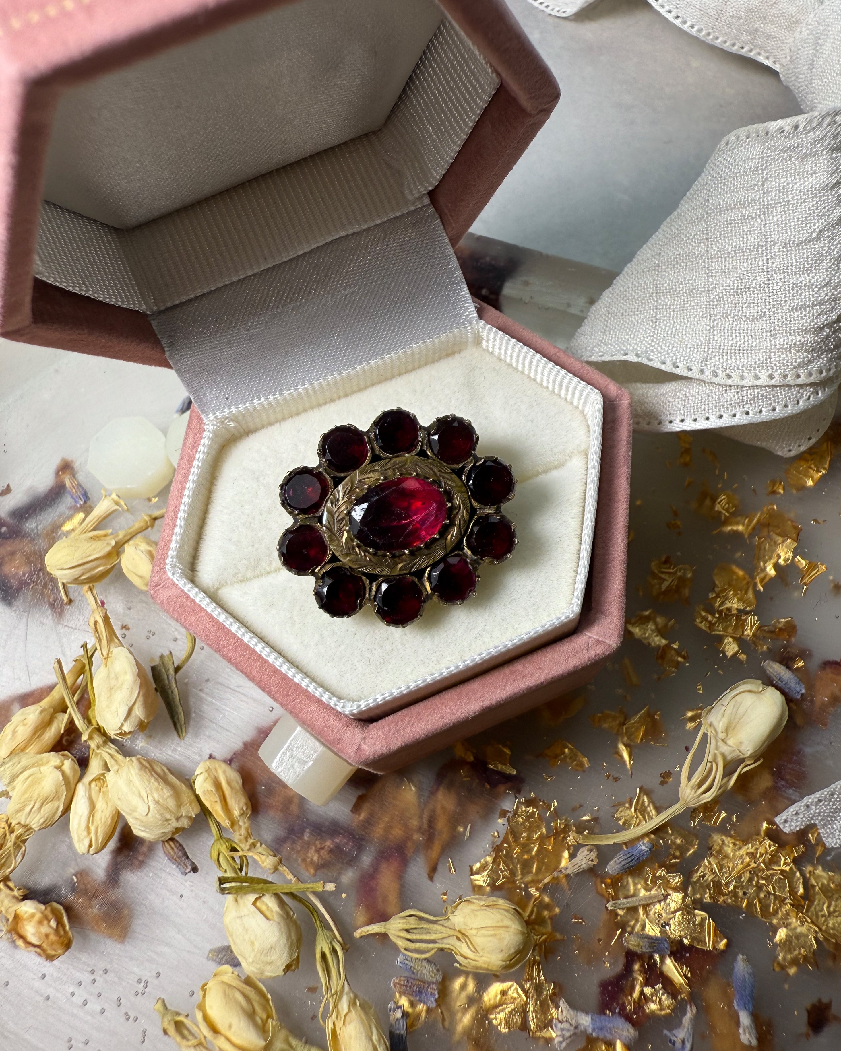 Early Victorian flat cut 'garnet' flower brooch